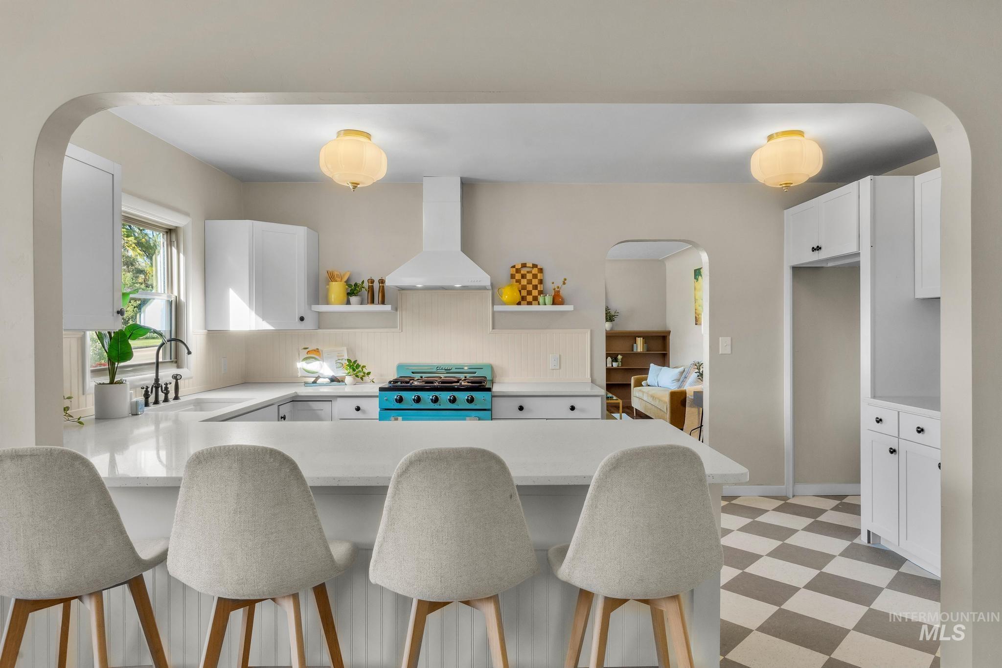 801 S 18th Ave, Caldwell, Idaho 83605, 5 Bedrooms, 2 Bathrooms, Residential For Sale, Price $474,900, 98983619