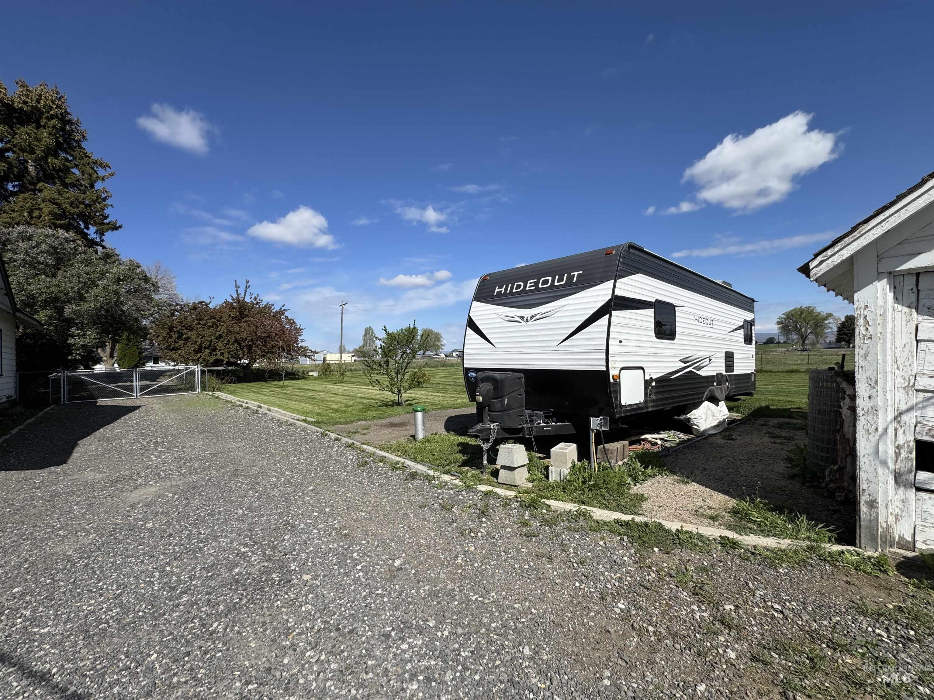 1698 State Hwy 46, Gooding, Idaho 83330, 3 Bedrooms, 1 Bathroom, Residential For Sale, Price $395,000,MLS 98983620