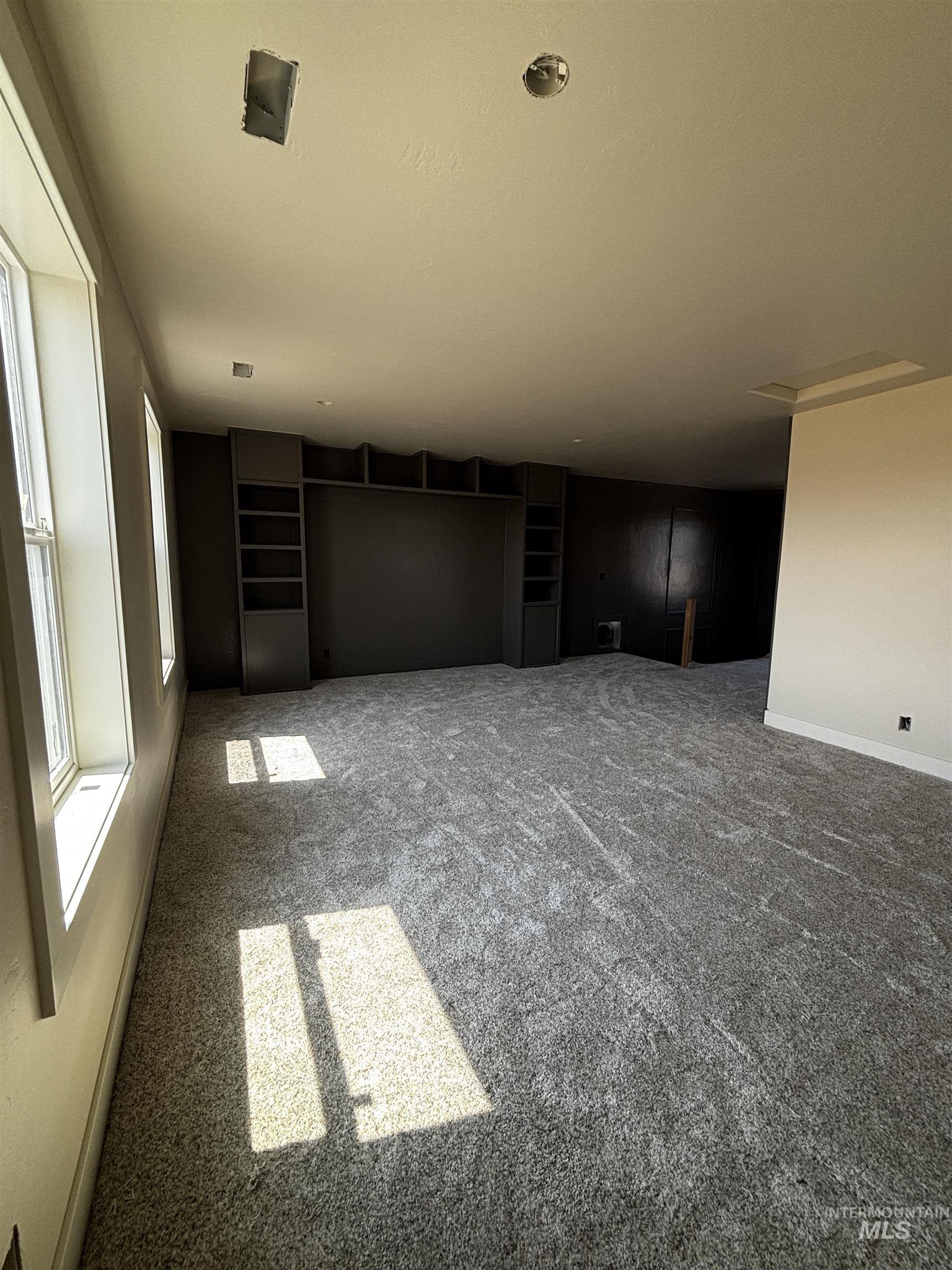 933 E Coventry Lane, Burley, Idaho 83318, 4 Bedrooms, 3 Bathrooms, Residential For Sale, Price $655,000,MLS 98983621