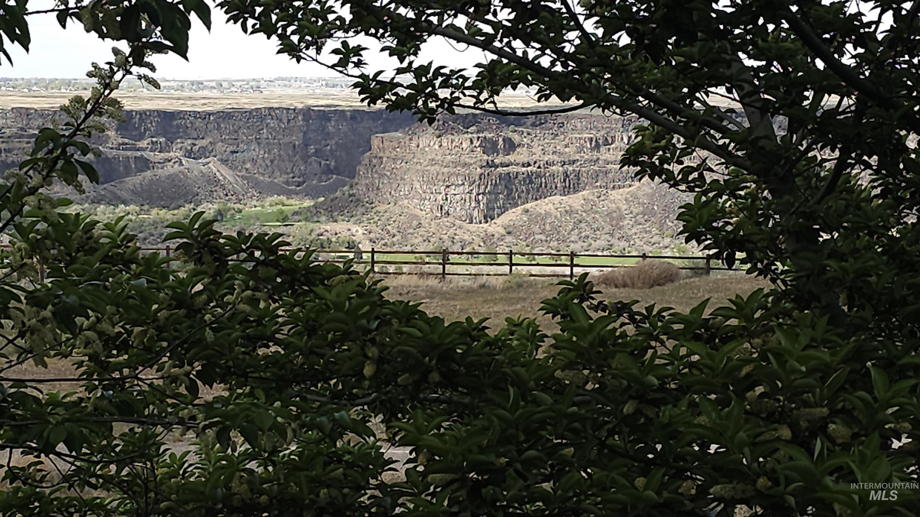 286 River Vista Place, Twin Falls, Idaho 83301, 3 Bedrooms, 4 Bathrooms, Residential For Sale, Price $499,900, 98983624