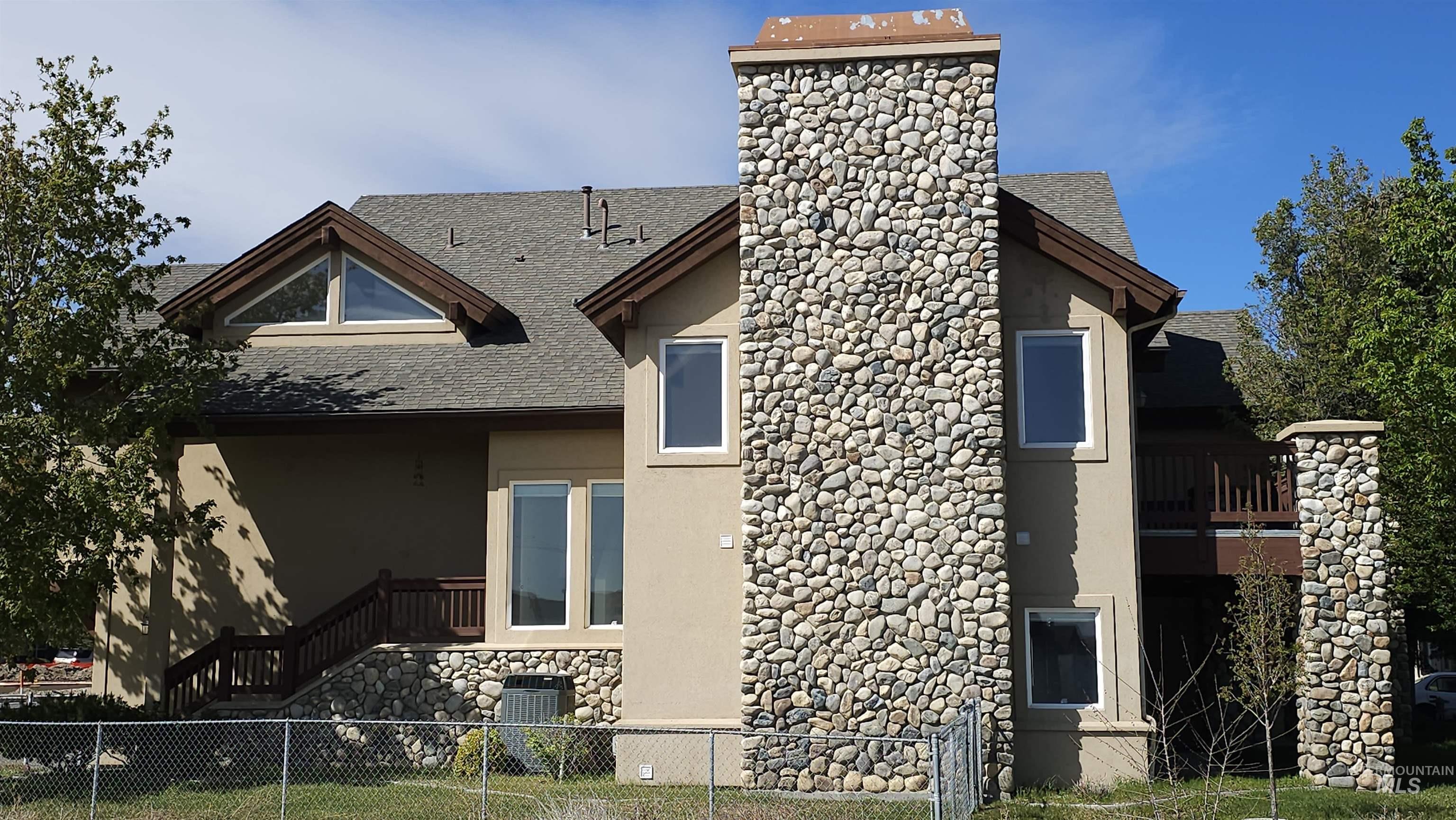 286 River Vista Place, Twin Falls, Idaho 83301, 3 Bedrooms, 4 Bathrooms, Residential For Sale, Price $499,900, 98983624