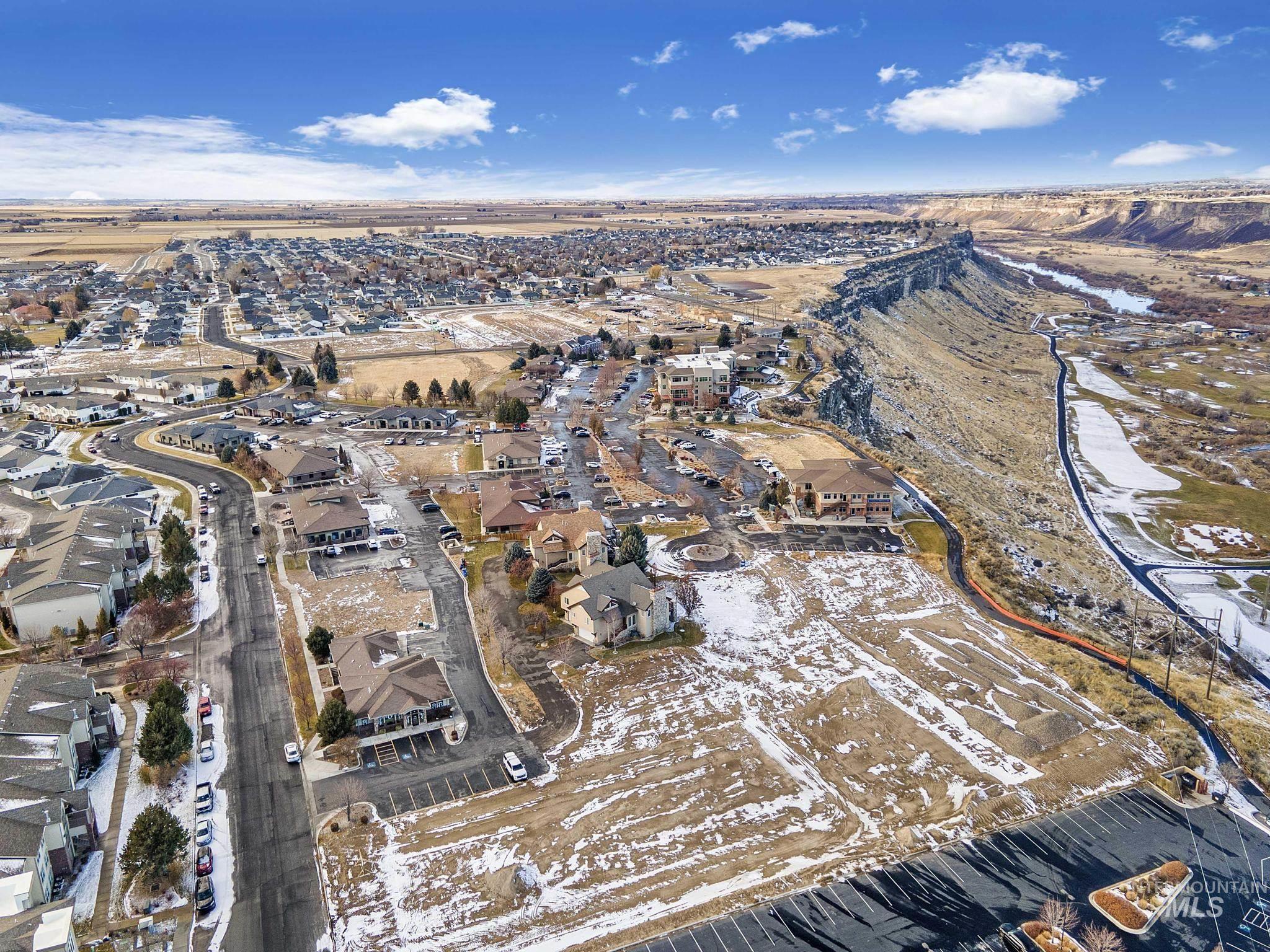 286 River Vista Place, Twin Falls, Idaho 83301, 3 Bedrooms, 4 Bathrooms, Residential For Sale, Price $499,900, 98983624