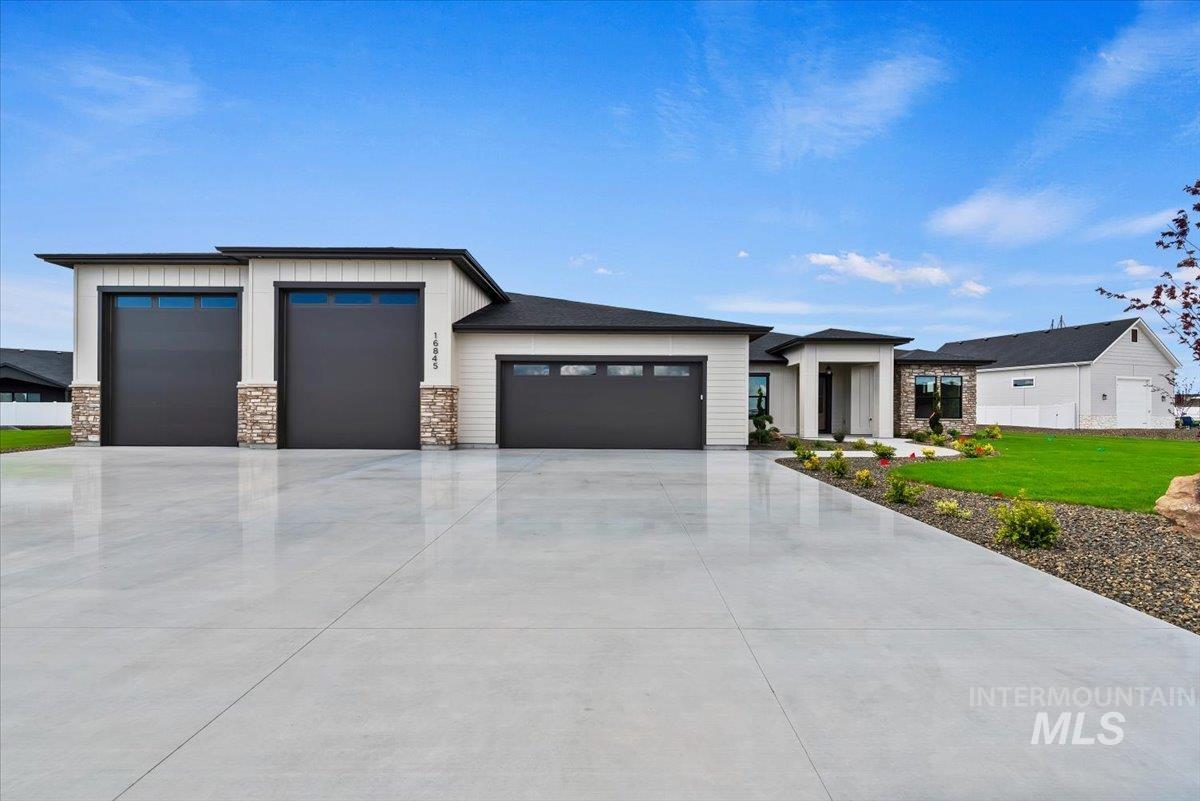 16845 Long Meadow Dr, Caldwell, Idaho 83607, 3 Bedrooms, 2.5 Bathrooms, Residential For Sale, Price $1,275,000,MLS 98983625