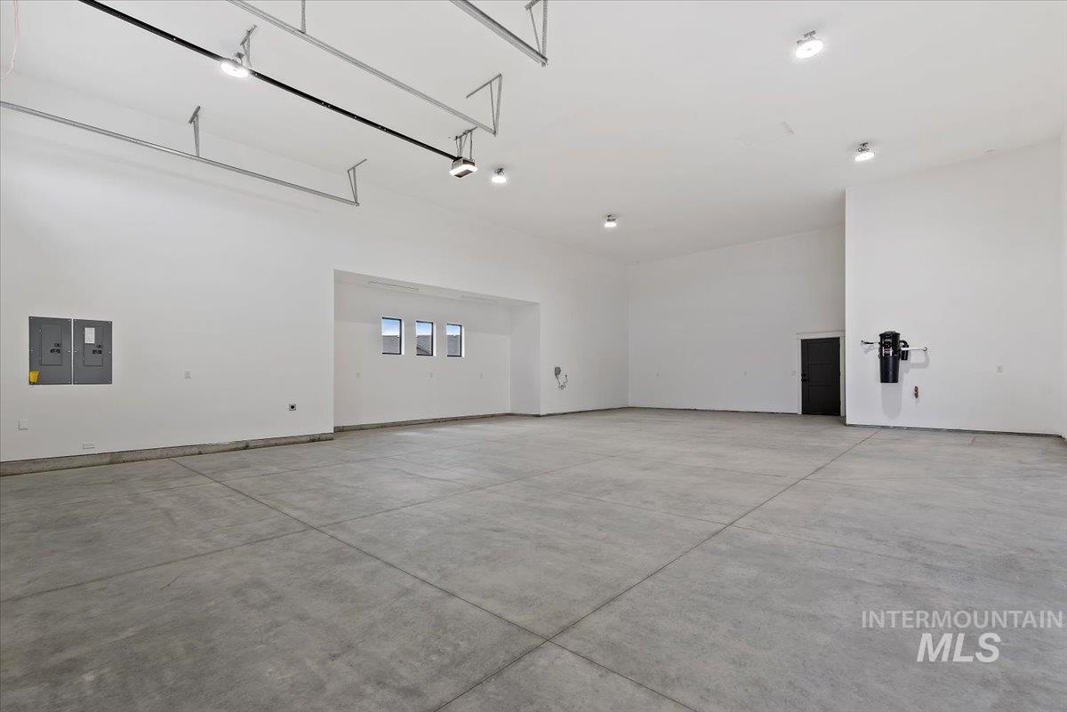 16845 Long Meadow Dr, Caldwell, Idaho 83607, 3 Bedrooms, 2.5 Bathrooms, Residential For Sale, Price $1,275,000,MLS 98983625