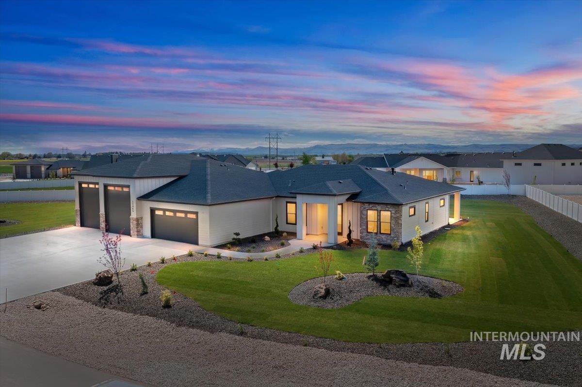 16845 Long Meadow Dr, Caldwell, Idaho 83607, 3 Bedrooms, 2.5 Bathrooms, Residential For Sale, Price $1,275,000,MLS 98983625