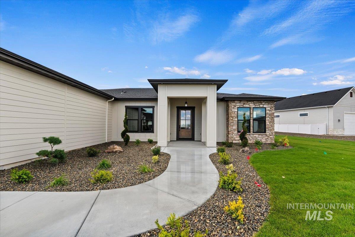 16845 Long Meadow Dr, Caldwell, Idaho 83607, 3 Bedrooms, 2.5 Bathrooms, Residential For Sale, Price $1,275,000,MLS 98983625