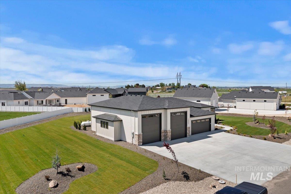 16845 Long Meadow Dr, Caldwell, Idaho 83607, 3 Bedrooms, 2.5 Bathrooms, Residential For Sale, Price $1,275,000,MLS 98983625