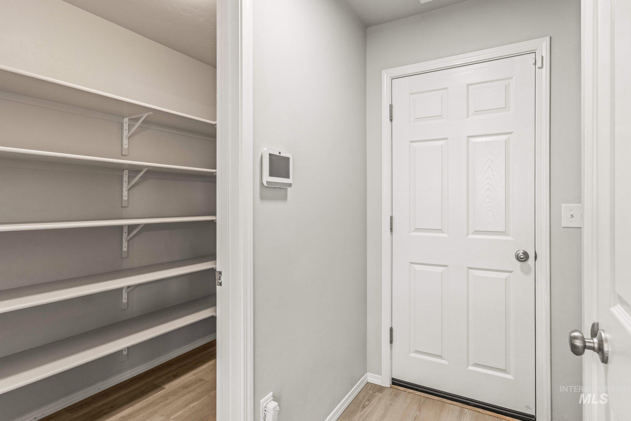 16888 Courtney Way, Caldwell, Idaho 83607-5842, 4 Bedrooms, 2.5 Bathrooms, Residential For Sale, Price $459,900, 98983626