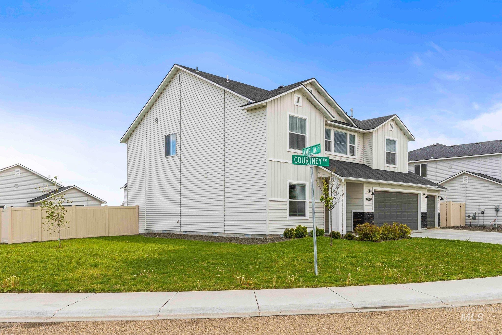 16888 Courtney Way, Caldwell, Idaho 83607-5842, 4 Bedrooms, 2.5 Bathrooms, Residential For Sale, Price $459,900, 98983626