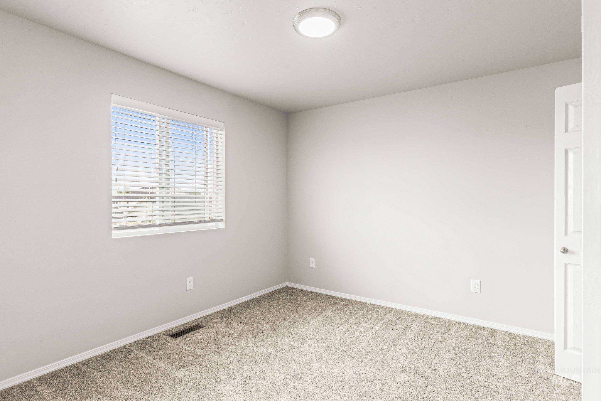 16888 Courtney Way, Caldwell, Idaho 83607-5842, 4 Bedrooms, 2.5 Bathrooms, Residential For Sale, Price $459,900, 98983626