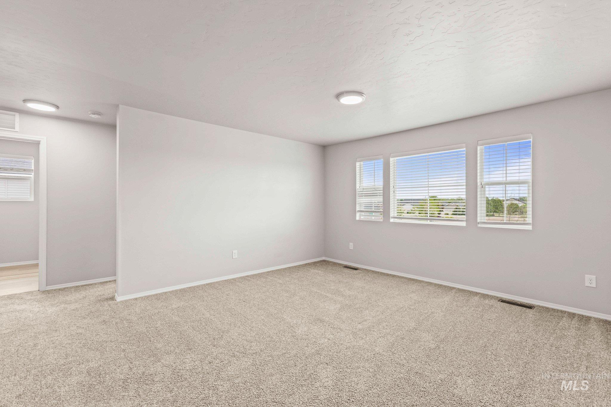 16888 Courtney Way, Caldwell, Idaho 83607-5842, 4 Bedrooms, 2.5 Bathrooms, Residential For Sale, Price $459,900, 98983626