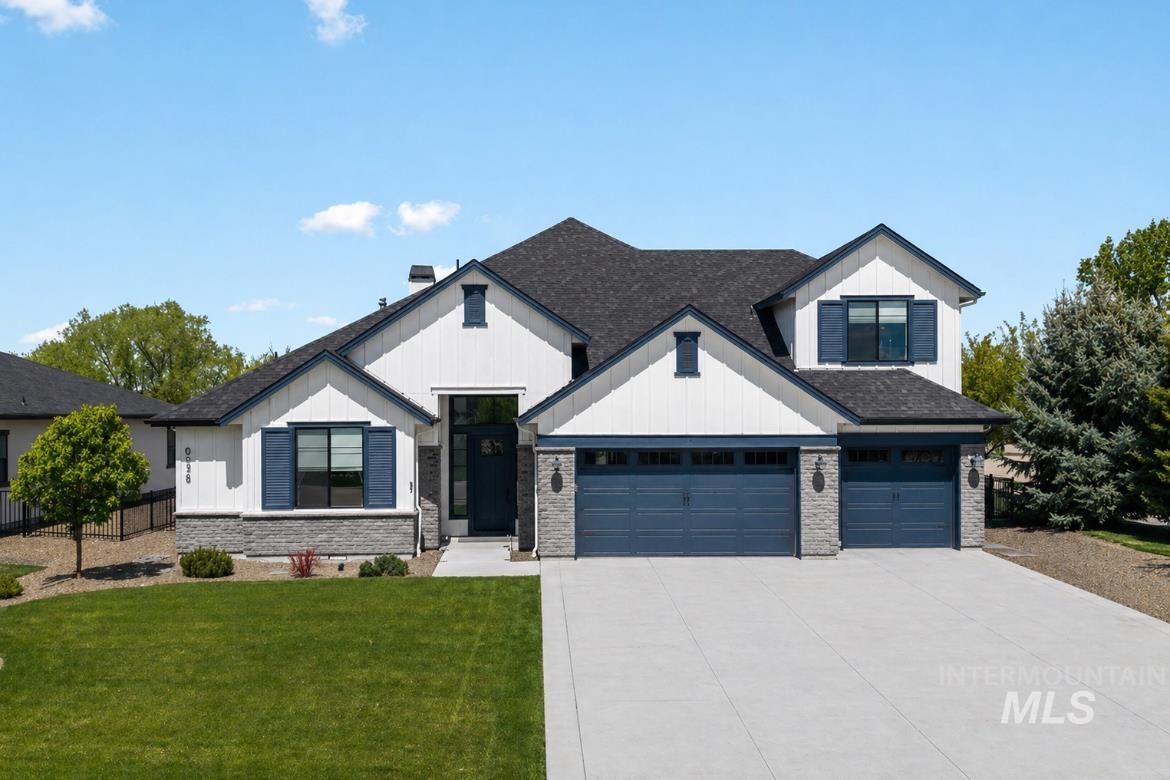 6278 Chateau Ct, Star, Idaho 83669, 4 Bedrooms, 3.5 Bathrooms, Residential For Sale, Price $899,900,MLS 98983629