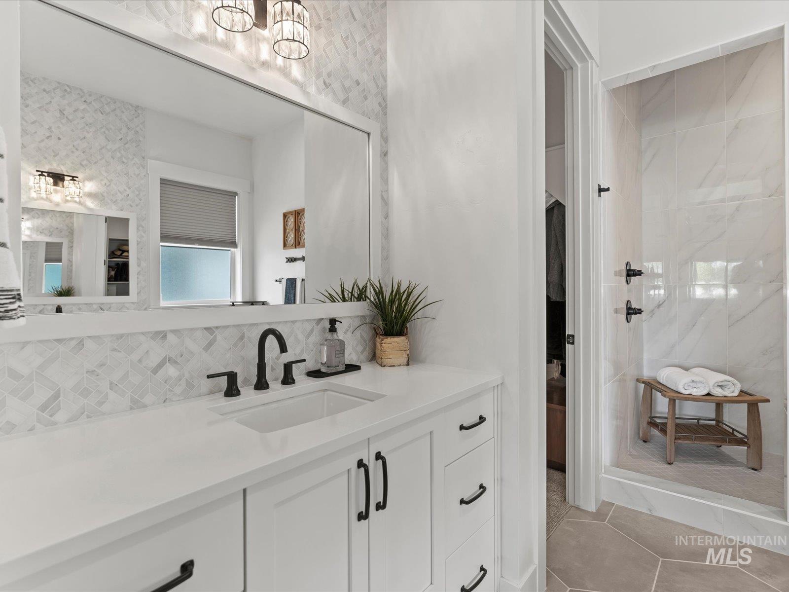 6278 Chateau Ct, Star, Idaho 83669, 4 Bedrooms, 3.5 Bathrooms, Residential For Sale, Price $899,900,MLS 98983629