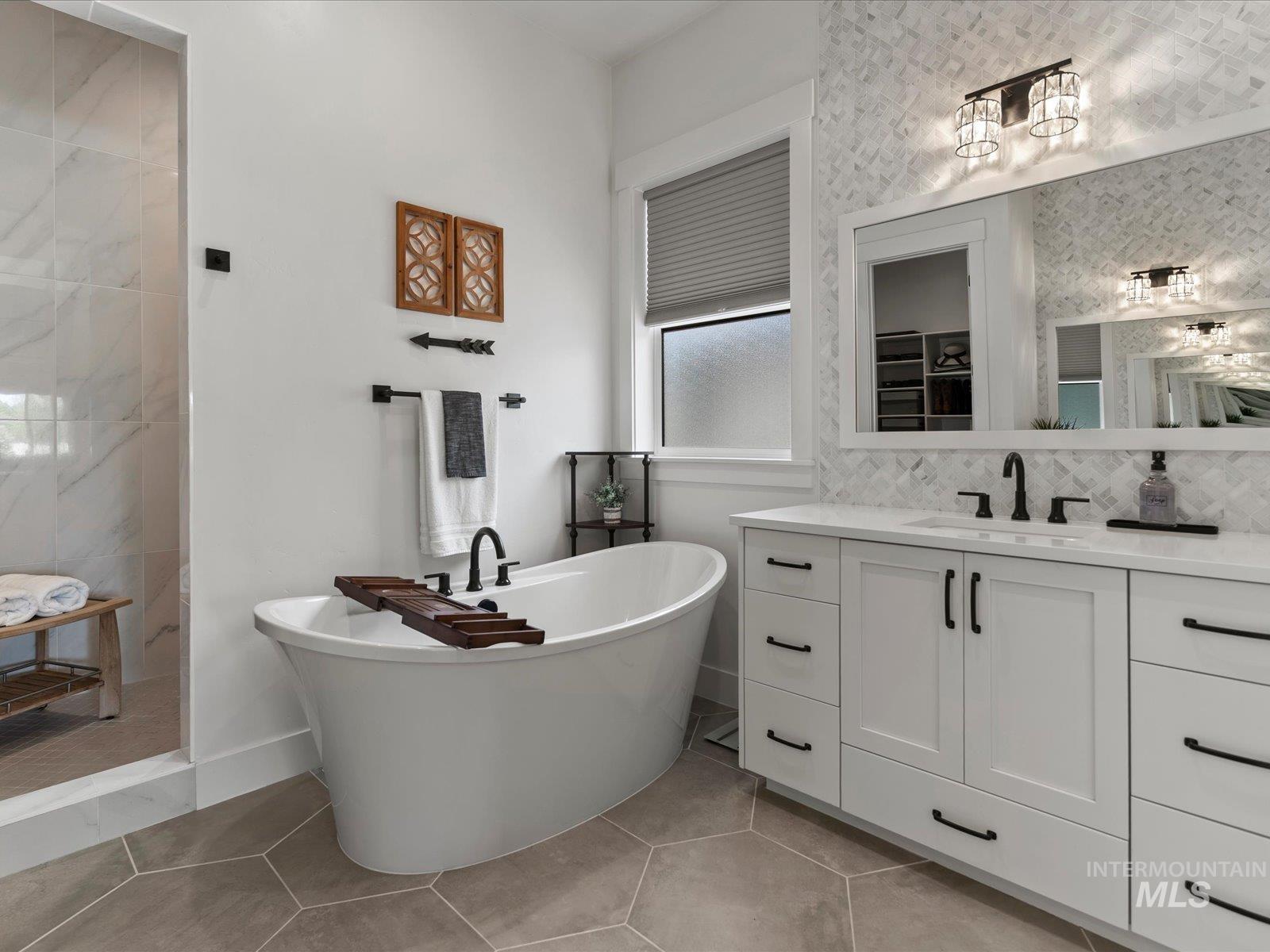 6278 Chateau Ct, Star, Idaho 83669, 4 Bedrooms, 3.5 Bathrooms, Residential For Sale, Price $899,900,MLS 98983629