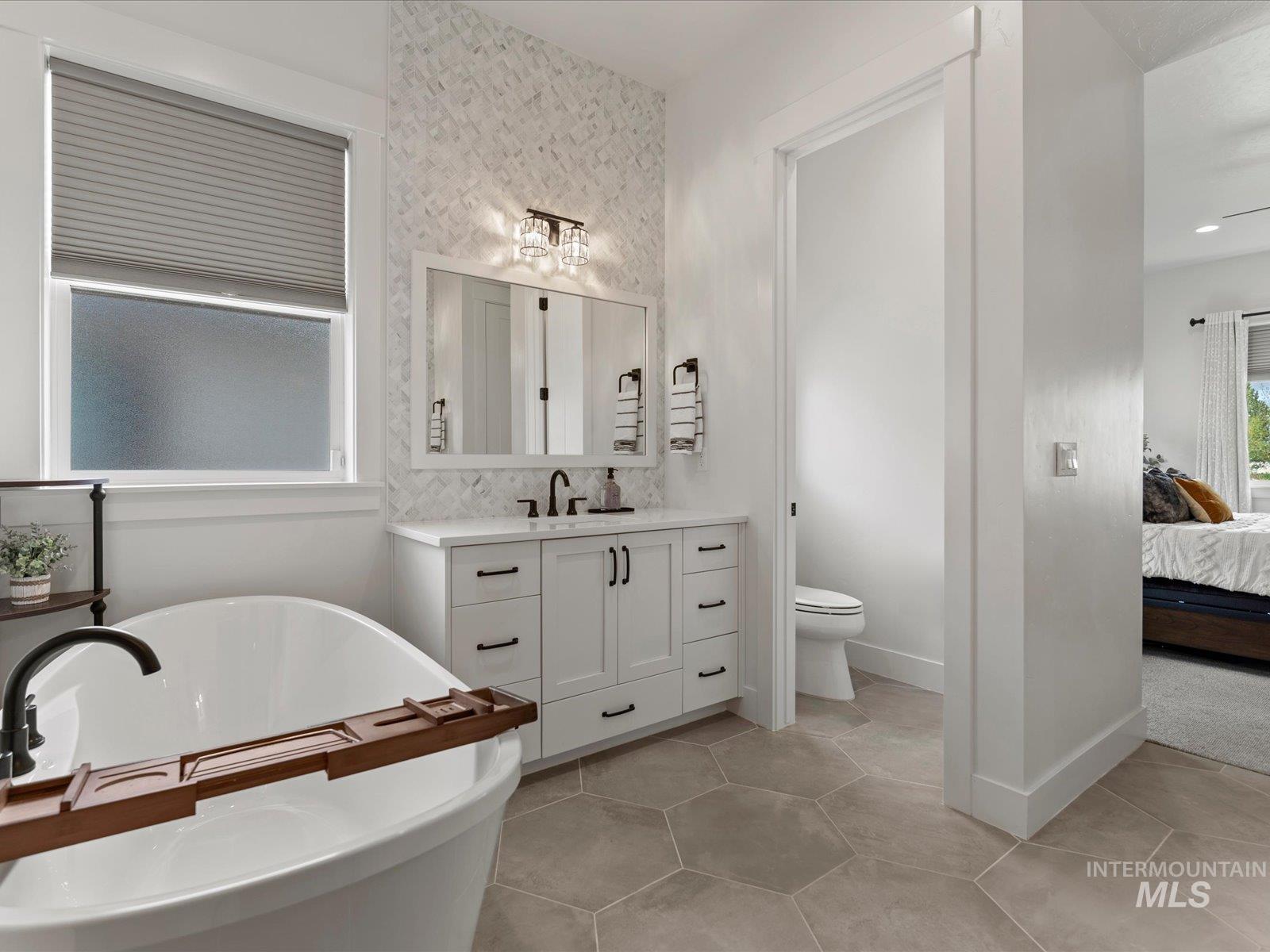 6278 Chateau Ct, Star, Idaho 83669, 4 Bedrooms, 3.5 Bathrooms, Residential For Sale, Price $899,900,MLS 98983629