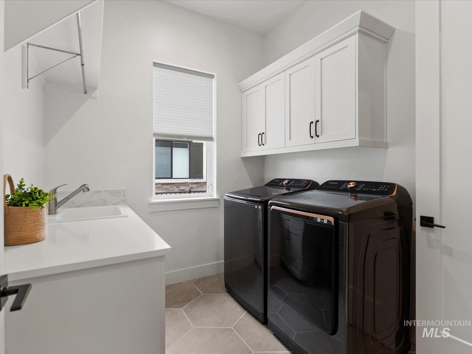 6278 Chateau Ct, Star, Idaho 83669, 4 Bedrooms, 3.5 Bathrooms, Residential For Sale, Price $899,900,MLS 98983629