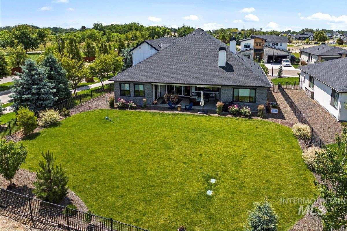 6278 Chateau Ct, Star, Idaho 83669, 4 Bedrooms, 3.5 Bathrooms, Residential For Sale, Price $899,900,MLS 98983629