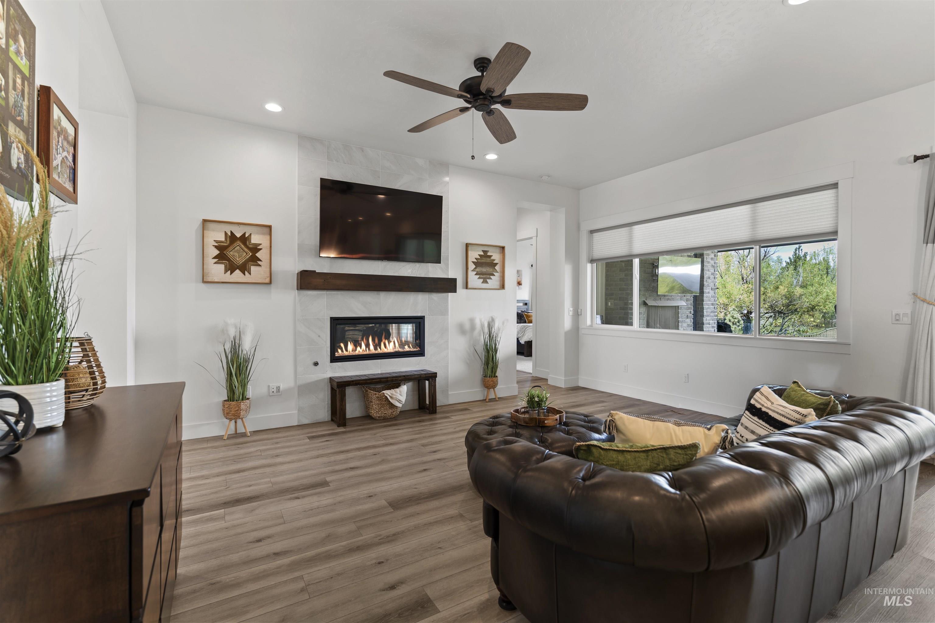 6278 Chateau Ct, Star, Idaho 83669, 4 Bedrooms, 3.5 Bathrooms, Residential For Sale, Price $899,900,MLS 98983629