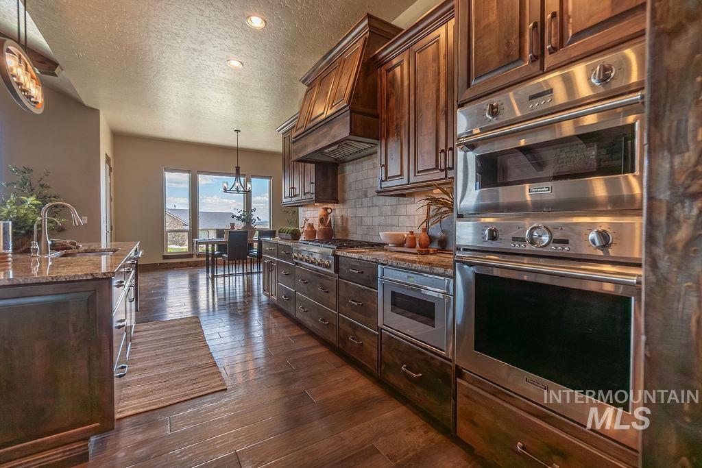 15350 Syrah, Caldwell, Idaho 83607, 3 Bedrooms, 3.5 Bathrooms, Residential For Sale, Price $1,475,000,MLS 98983631