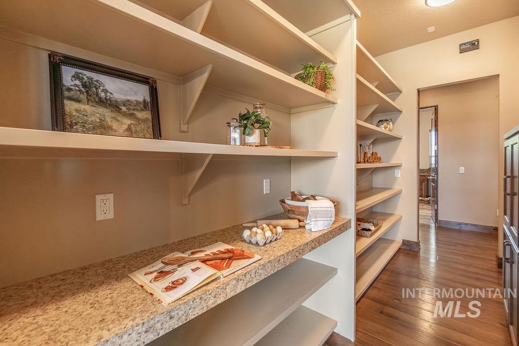 15350 Syrah, Caldwell, Idaho 83607, 3 Bedrooms, 3.5 Bathrooms, Residential For Sale, Price $1,475,000,MLS 98983631