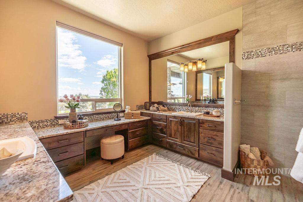 15350 Syrah, Caldwell, Idaho 83607, 3 Bedrooms, 3.5 Bathrooms, Residential For Sale, Price $1,475,000,MLS 98983631