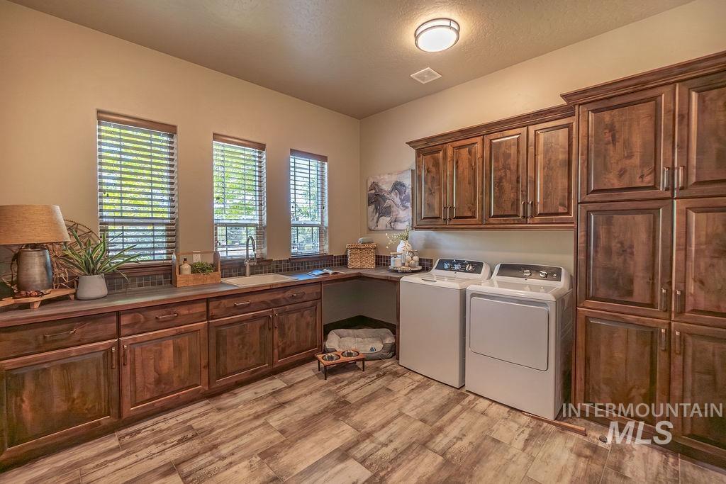 15350 Syrah, Caldwell, Idaho 83607, 3 Bedrooms, 3.5 Bathrooms, Residential For Sale, Price $1,475,000,MLS 98983631