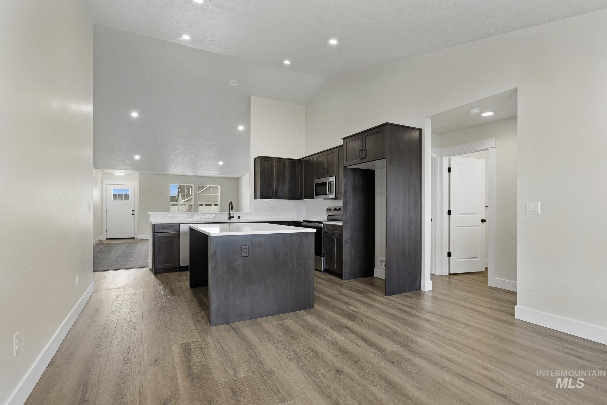 322 N 12th. St., Parma, Idaho 83660, 4 Bedrooms, 2.5 Bathrooms, Residential For Sale, Price $420,000,MLS 98983634