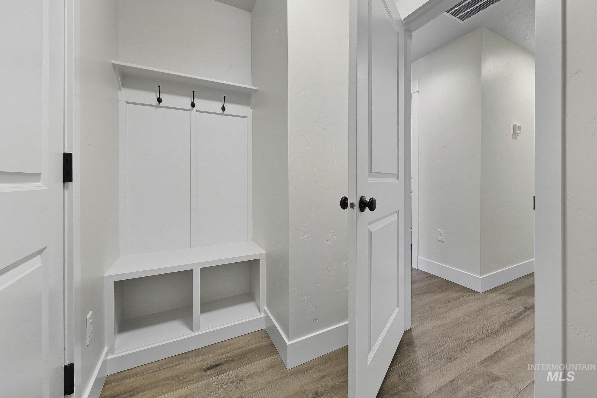 322 N 12th. St., Parma, Idaho 83660, 4 Bedrooms, 2.5 Bathrooms, Residential For Sale, Price $420,000,MLS 98983634