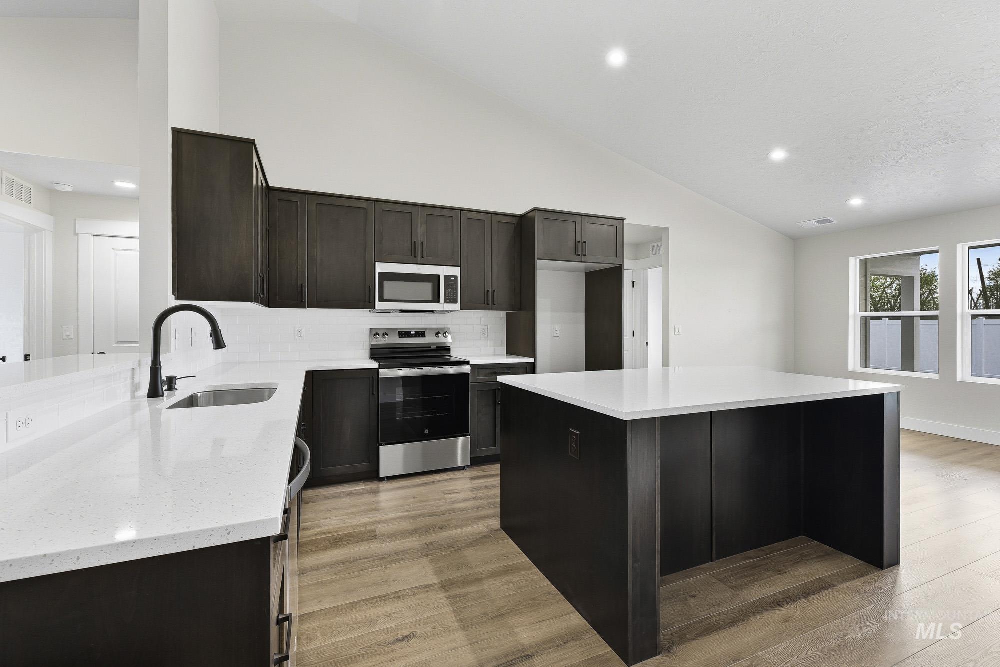 322 N 12th. St., Parma, Idaho 83660, 4 Bedrooms, 2.5 Bathrooms, Residential For Sale, Price $420,000,MLS 98983634