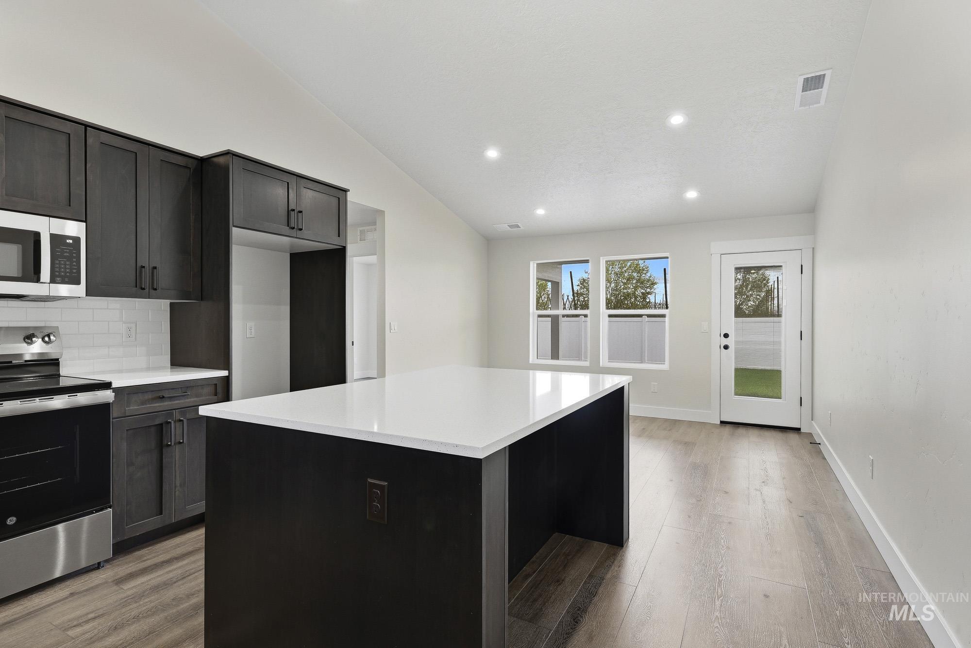 322 N 12th. St., Parma, Idaho 83660, 4 Bedrooms, 2.5 Bathrooms, Residential For Sale, Price $420,000,MLS 98983634