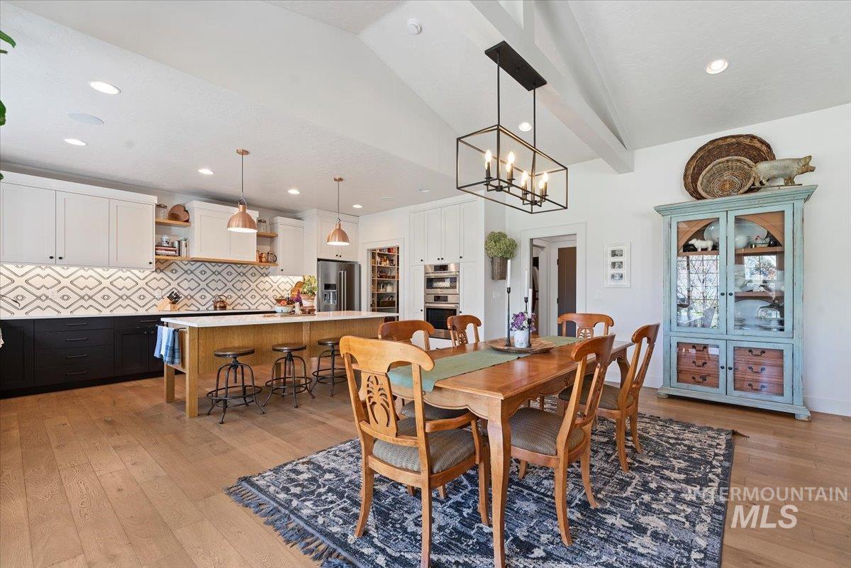 16154 Pinehurst Way, Caldwell, Idaho 83607, 3 Bedrooms, 3 Bathrooms, Residential For Sale, Price $930,000,MLS 98983635