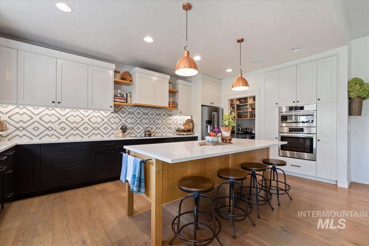 16154 Pinehurst Way, Caldwell, Idaho 83607, 3 Bedrooms, 3 Bathrooms, Residential For Sale, Price $930,000,MLS 98983635