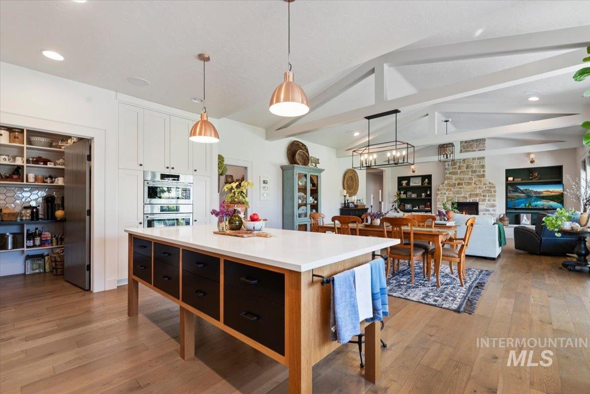 16154 Pinehurst Way, Caldwell, Idaho 83607, 3 Bedrooms, 3 Bathrooms, Residential For Sale, Price $930,000,MLS 98983635