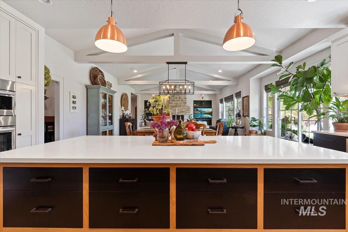 16154 Pinehurst Way, Caldwell, Idaho 83607, 3 Bedrooms, 3 Bathrooms, Residential For Sale, Price $930,000,MLS 98983635