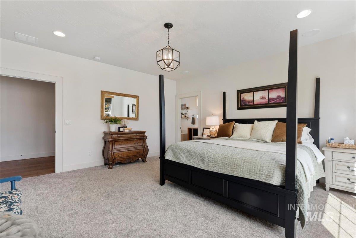 16154 Pinehurst Way, Caldwell, Idaho 83607, 3 Bedrooms, 3 Bathrooms, Residential For Sale, Price $930,000,MLS 98983635