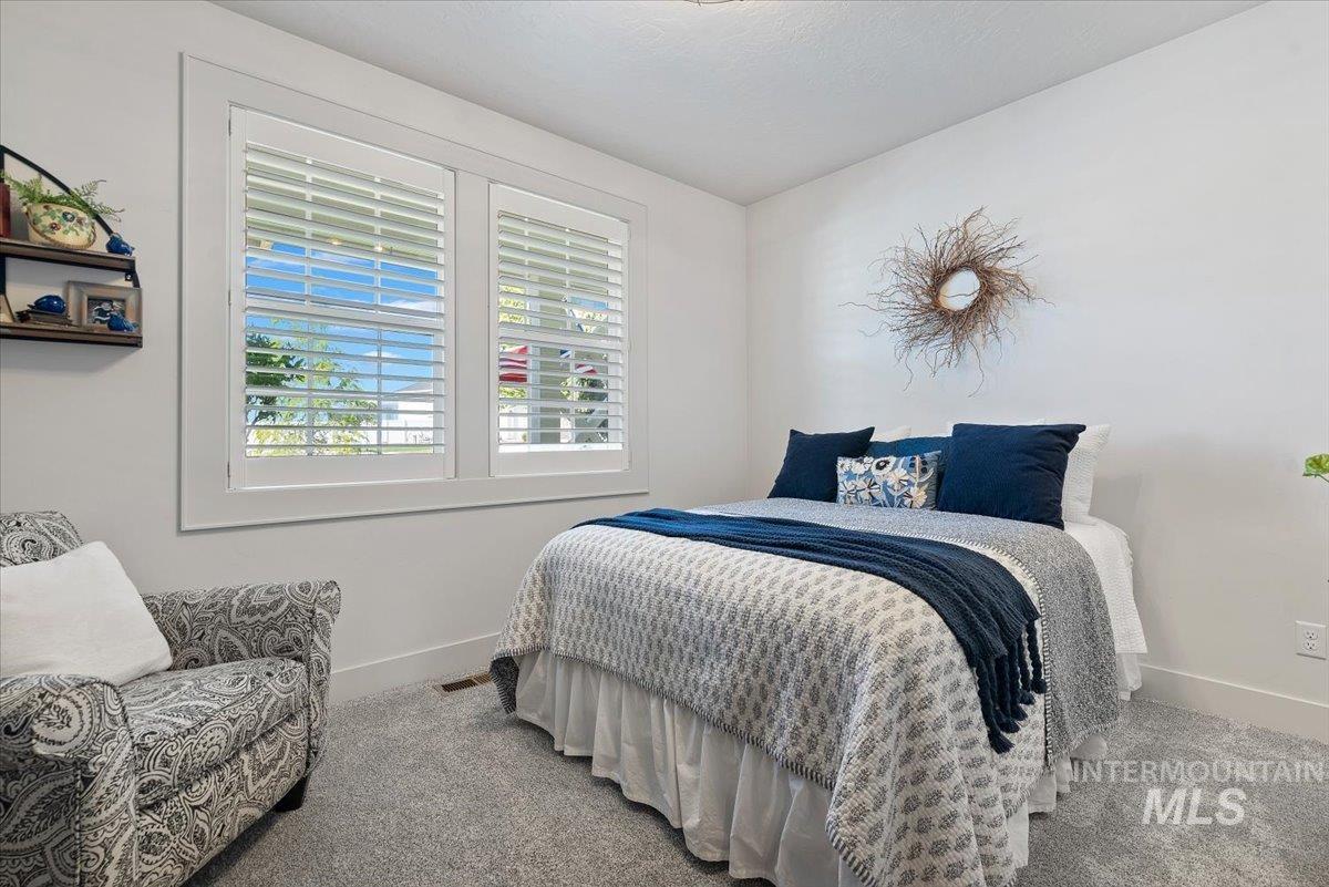 16154 Pinehurst Way, Caldwell, Idaho 83607, 3 Bedrooms, 3 Bathrooms, Residential For Sale, Price $930,000,MLS 98983635