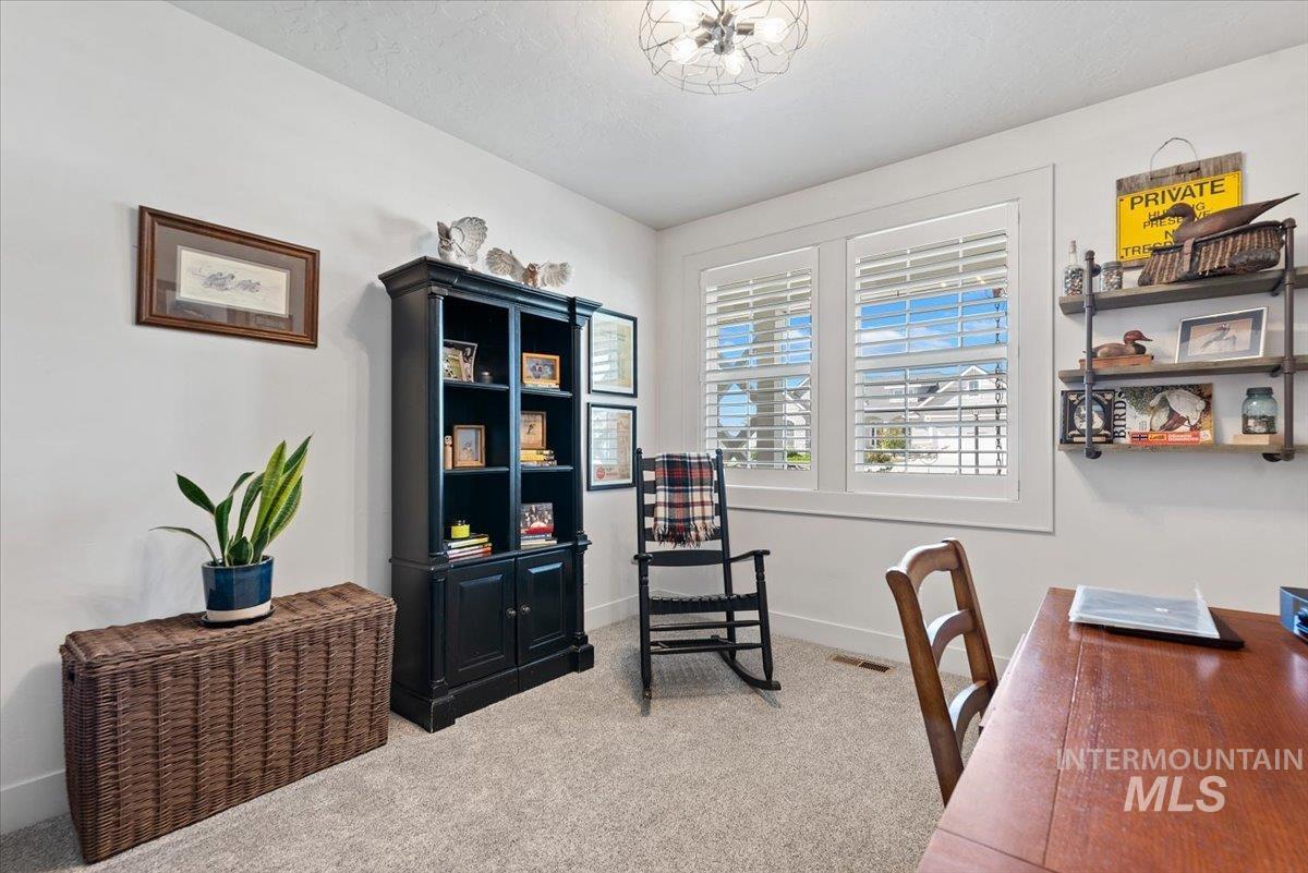 16154 Pinehurst Way, Caldwell, Idaho 83607, 3 Bedrooms, 3 Bathrooms, Residential For Sale, Price $930,000,MLS 98983635