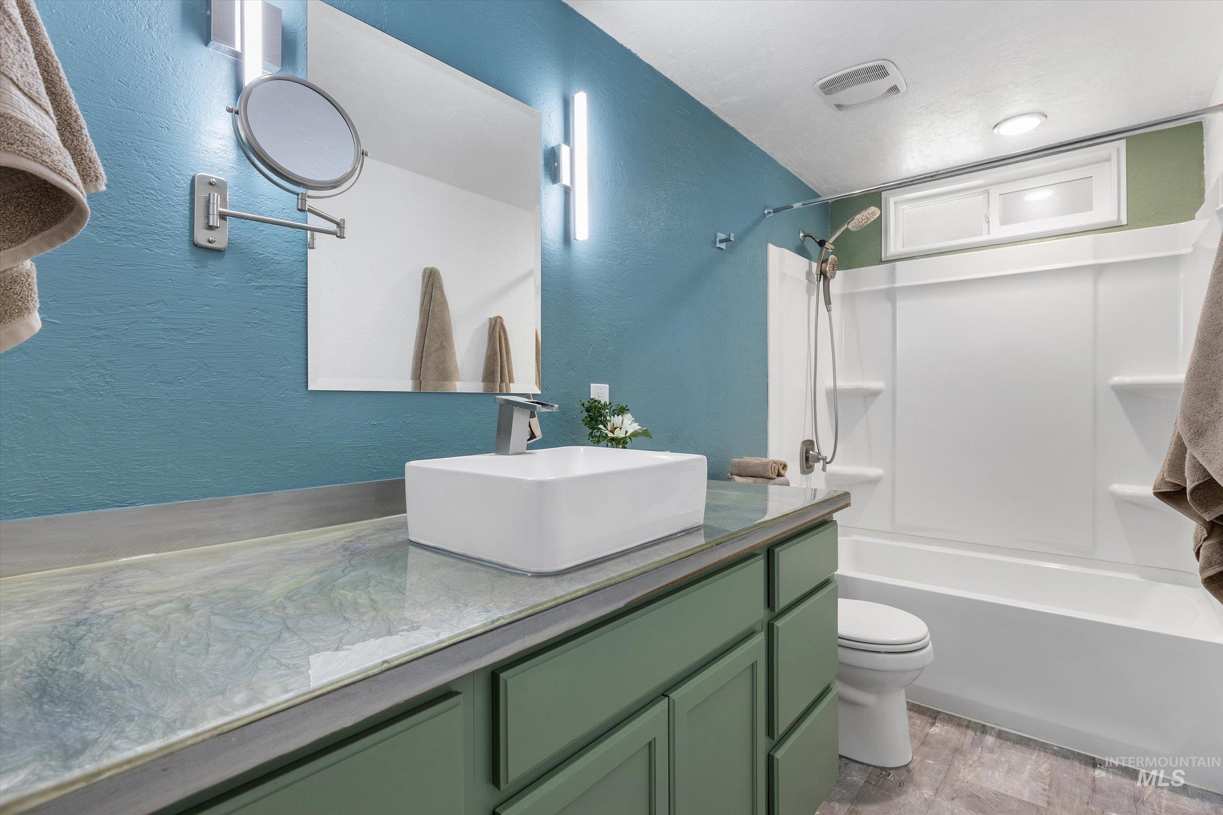 4010 N Patricia Lane, Boise, Idaho 83704, 4 Bedrooms, 2.5 Bathrooms, Residential For Sale, Price $539,000, 98983636