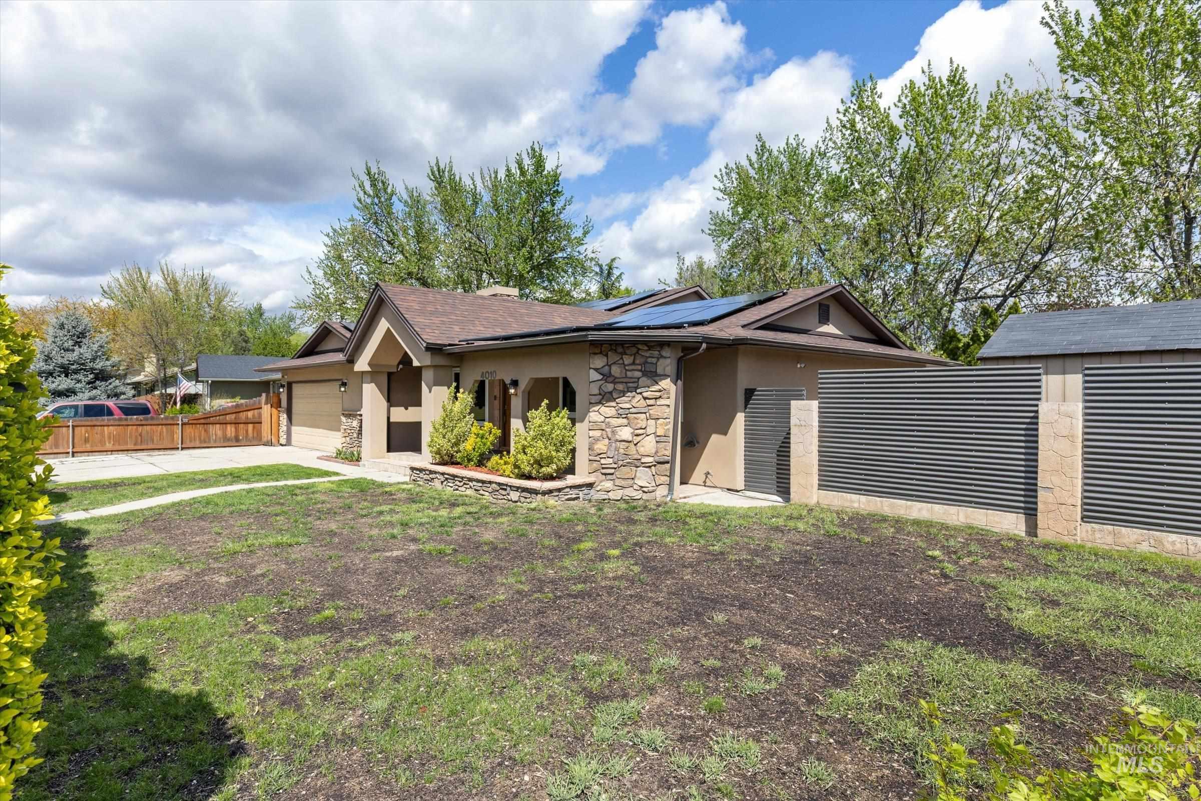 4010 N Patricia Lane, Boise, Idaho 83704, 4 Bedrooms, 2.5 Bathrooms, Residential For Sale, Price $539,000, 98983636