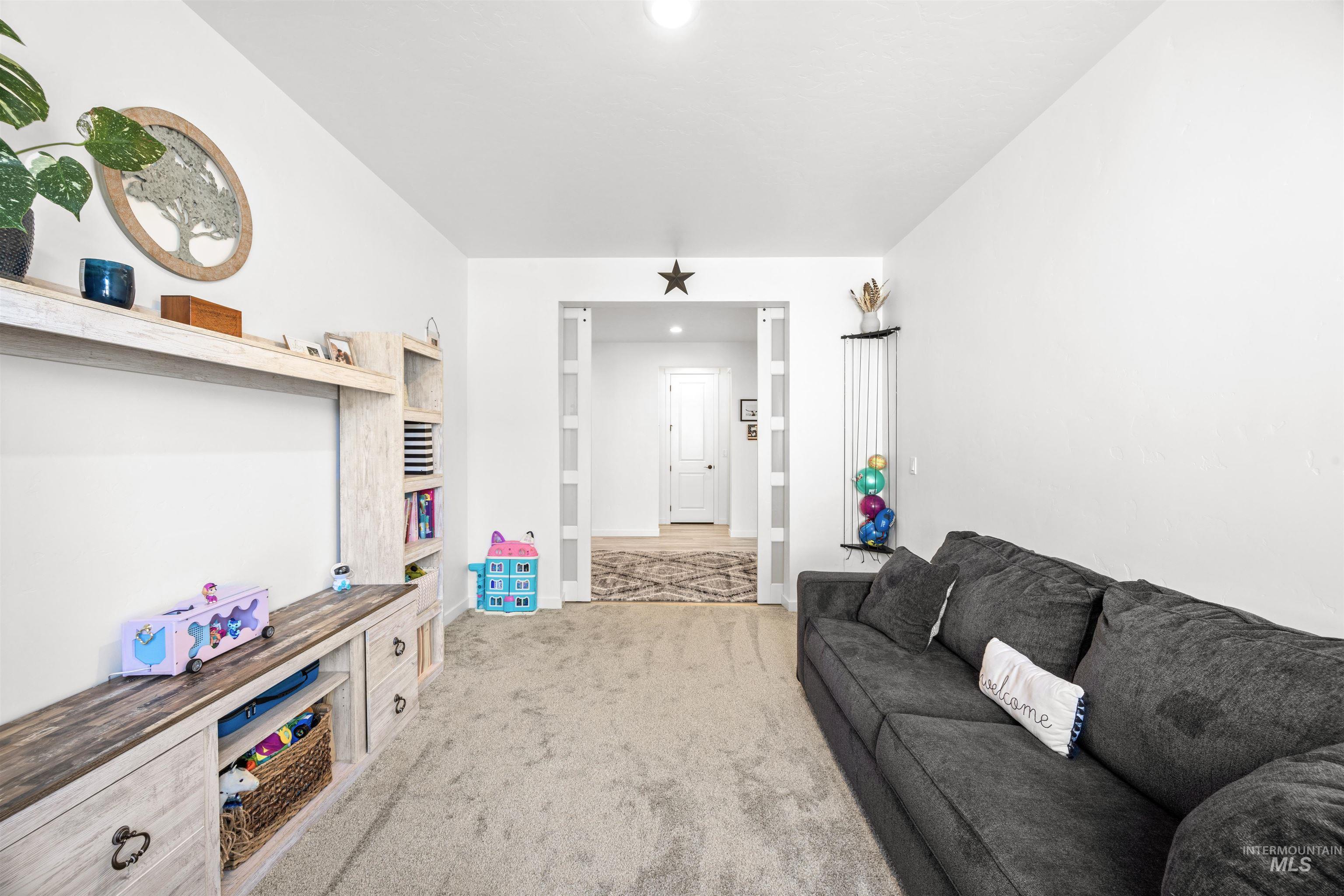 18441 N Moon Flower Ave, Nampa, Idaho 83687, 3 Bedrooms, 2 Bathrooms, Residential For Sale, Price $574,900, 98983637