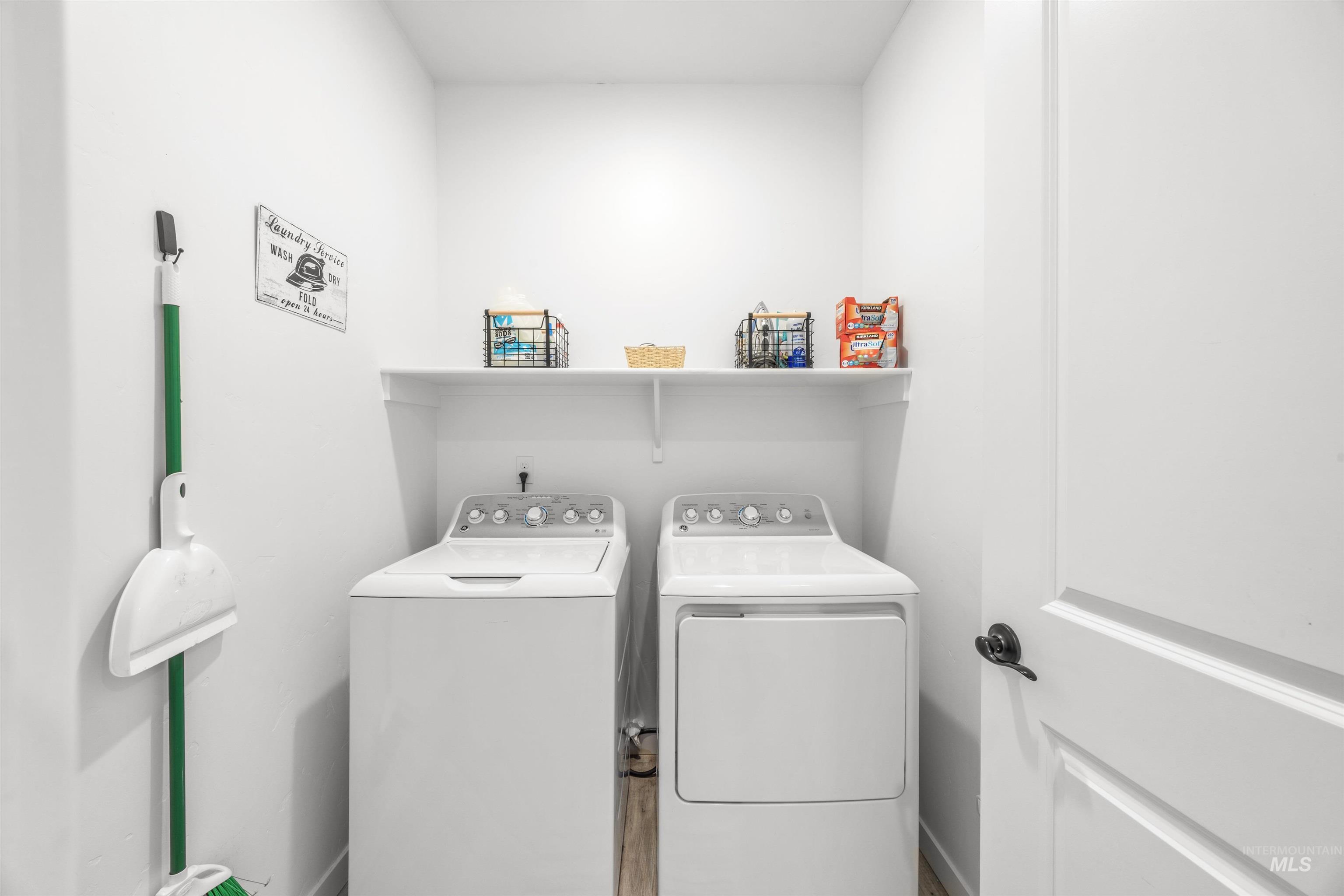 18441 N Moon Flower Ave, Nampa, Idaho 83687, 3 Bedrooms, 2 Bathrooms, Residential For Sale, Price $574,900, 98983637