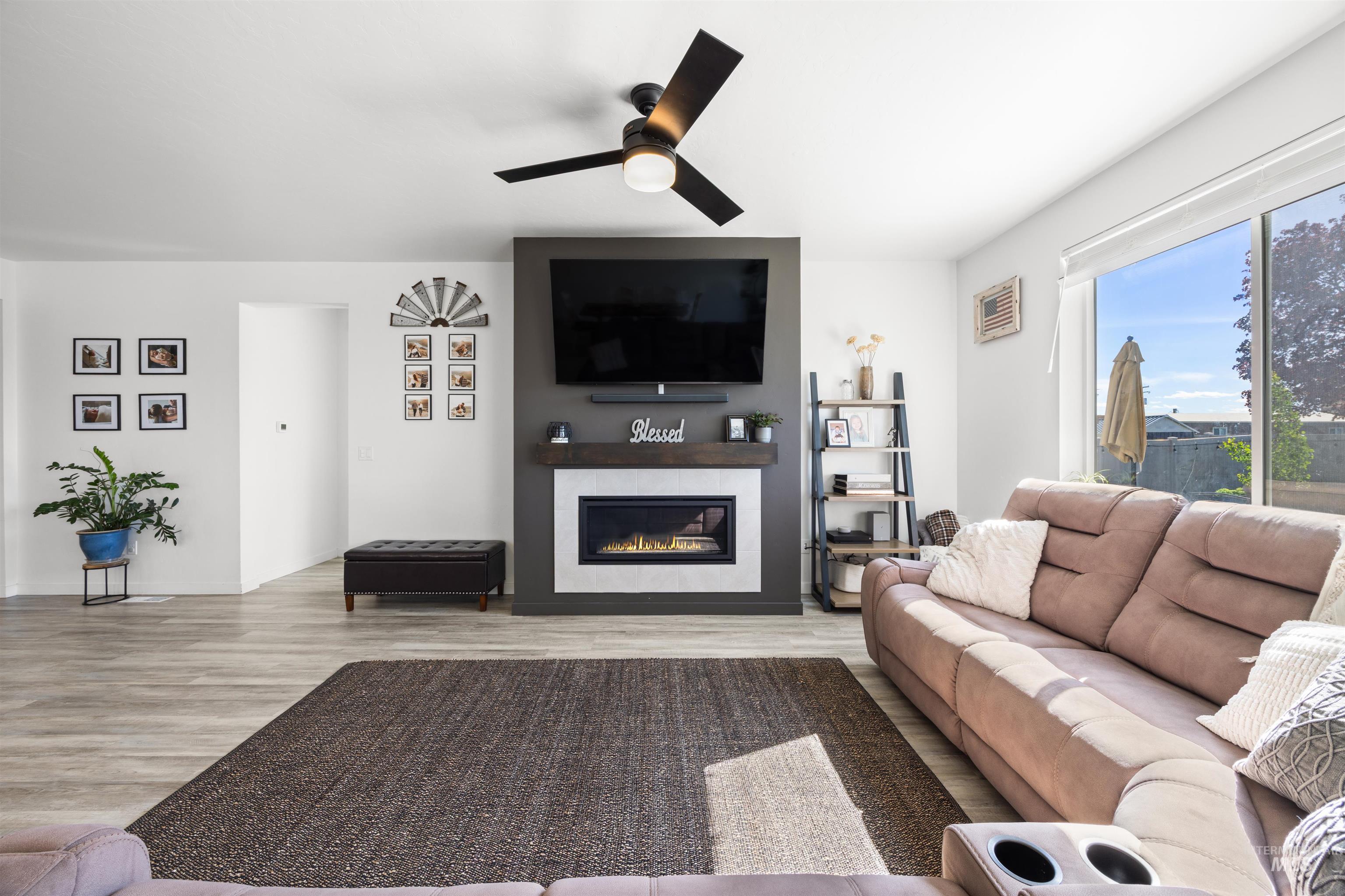 18441 N Moon Flower Ave, Nampa, Idaho 83687, 3 Bedrooms, 2 Bathrooms, Residential For Sale, Price $574,900, 98983637