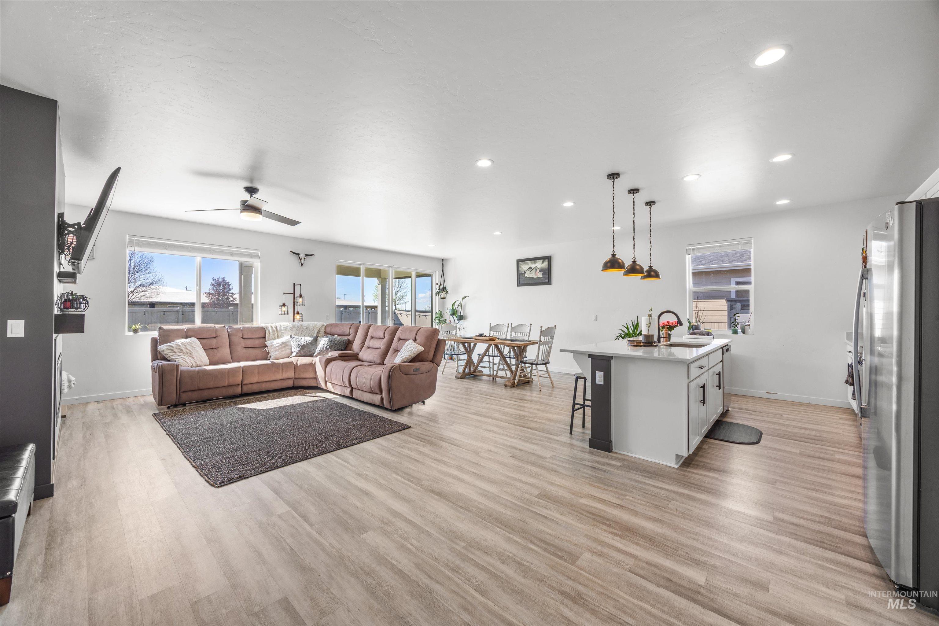 18441 N Moon Flower Ave, Nampa, Idaho 83687, 3 Bedrooms, 2 Bathrooms, Residential For Sale, Price $574,900, 98983637