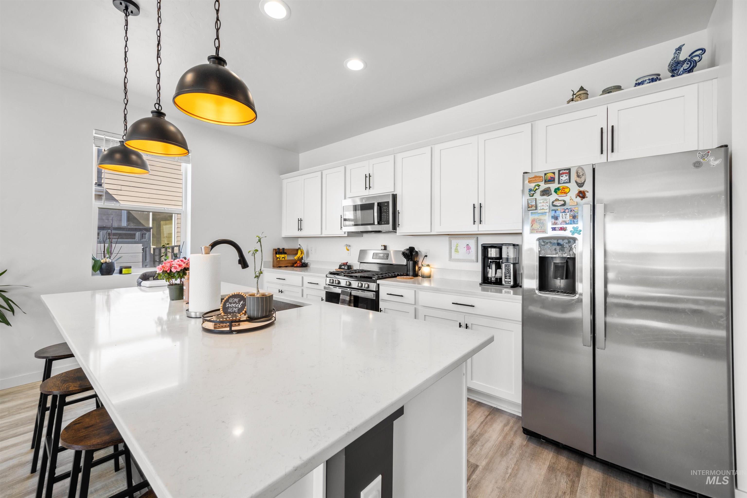 18441 N Moon Flower Ave, Nampa, Idaho 83687, 3 Bedrooms, 2 Bathrooms, Residential For Sale, Price $574,900, 98983637