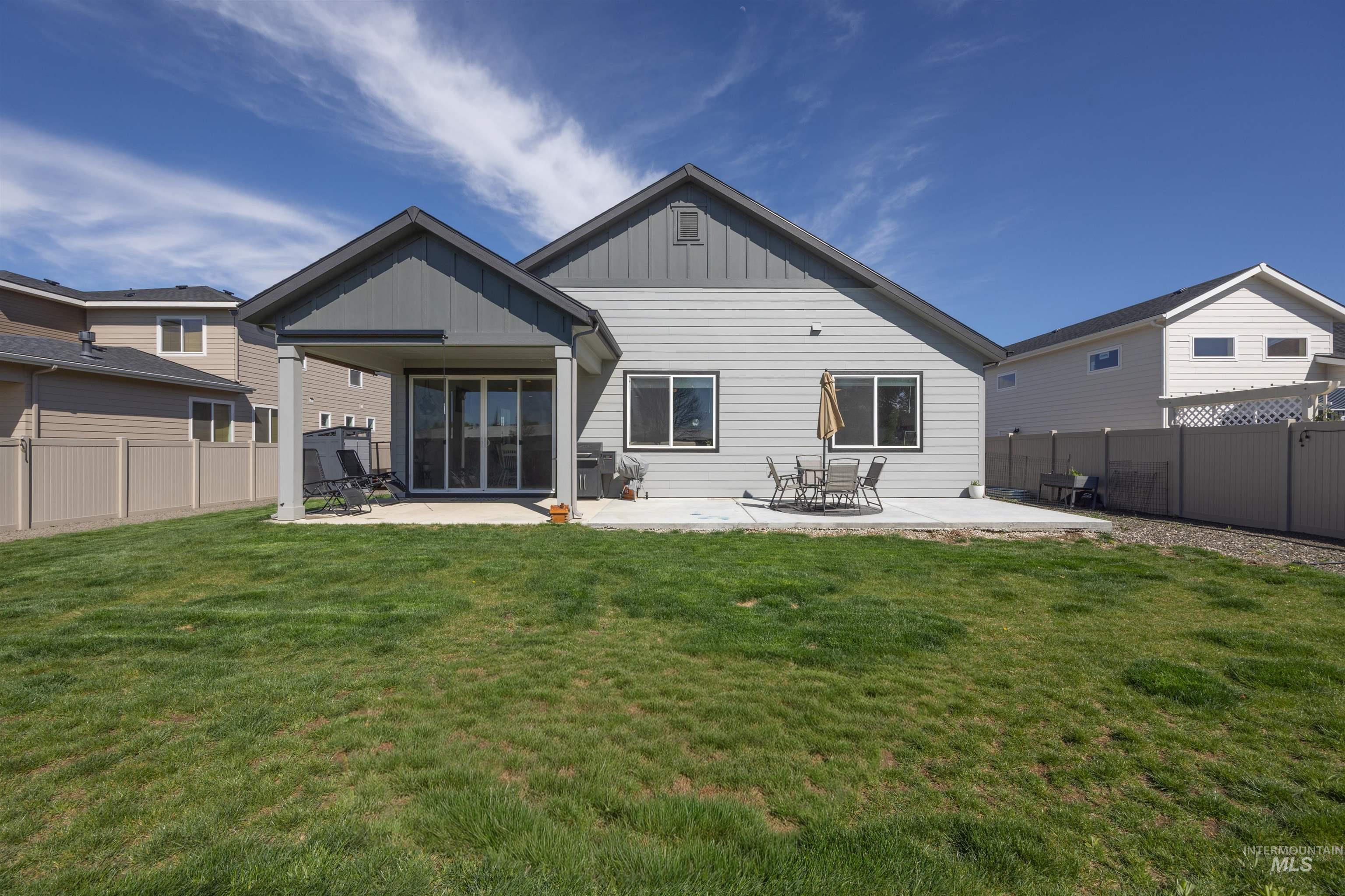 18441 N Moon Flower Ave, Nampa, Idaho 83687, 3 Bedrooms, 2 Bathrooms, Residential For Sale, Price $574,900, 98983637