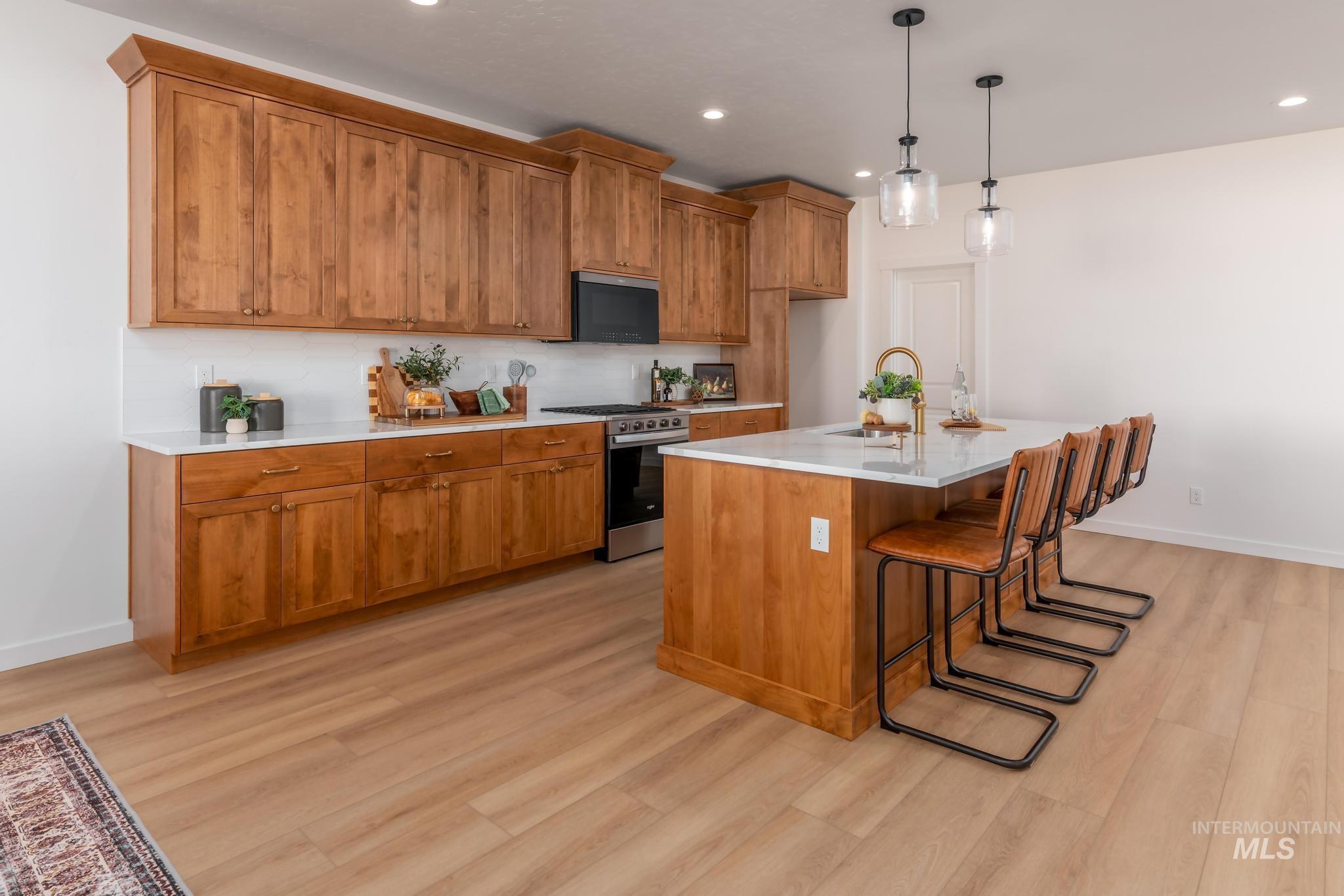 8412 S Wavecrest Ave, Kuna, Idaho 83634, 4 Bedrooms, 2 Bathrooms, Residential For Sale, Price $524,000, 98983638