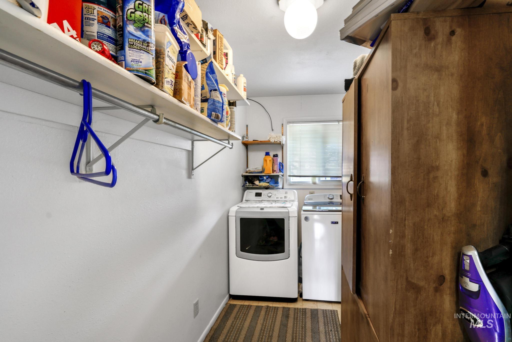 2593 E 3700, Twin Falls, Idaho 83301, 5 Bedrooms, 3 Bathrooms, Residential For Sale, Price $675,000, 98983639