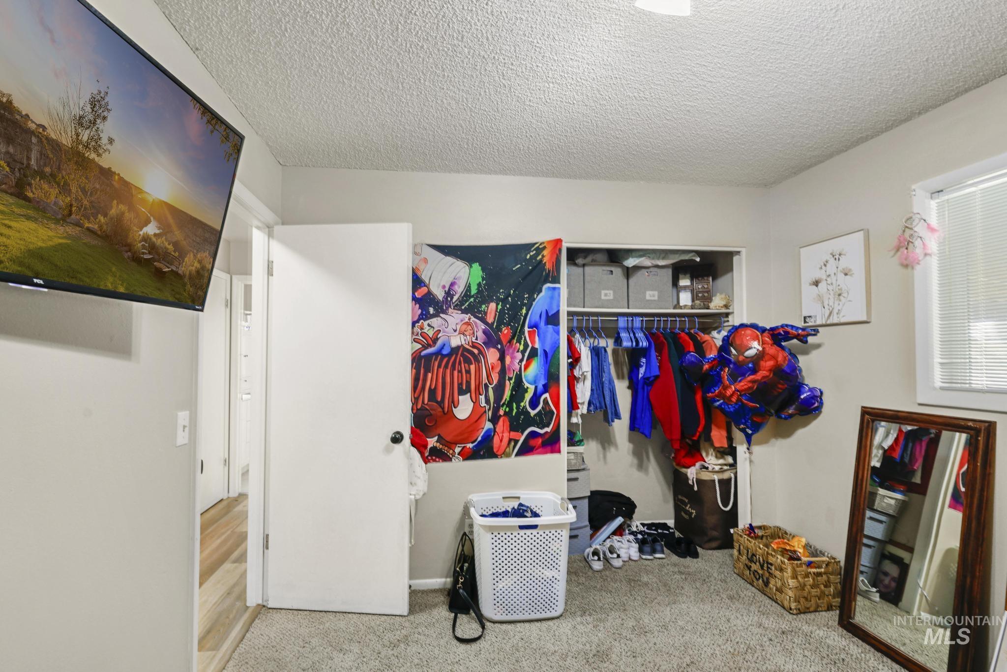 2593 E 3700, Twin Falls, Idaho 83301, 5 Bedrooms, 3 Bathrooms, Residential For Sale, Price $675,000, 98983639