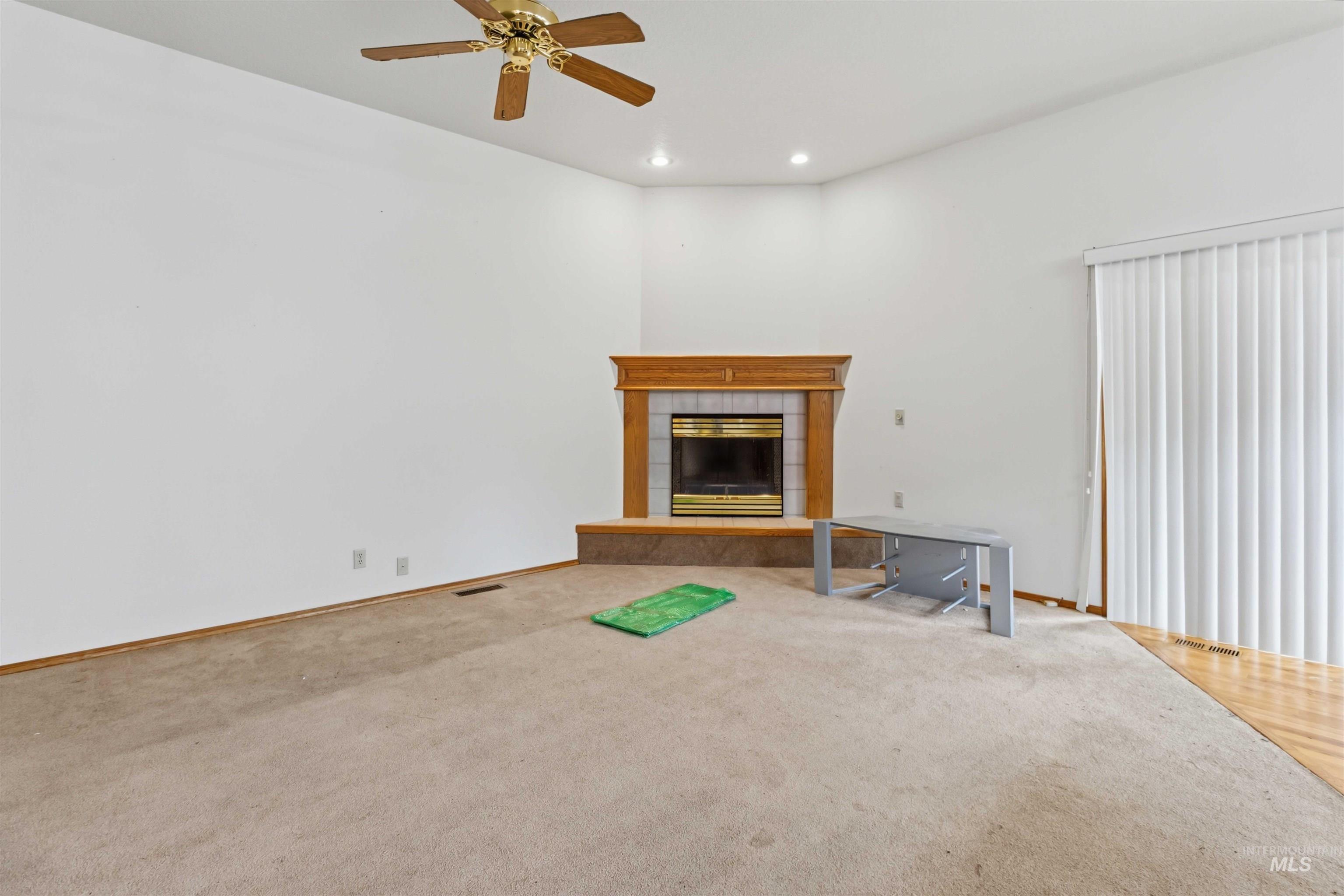 10541 W Rockwood St, Boise, Idaho 83704, 4 Bedrooms, 2 Bathrooms, Residential For Sale, Price $499,900, 98983640