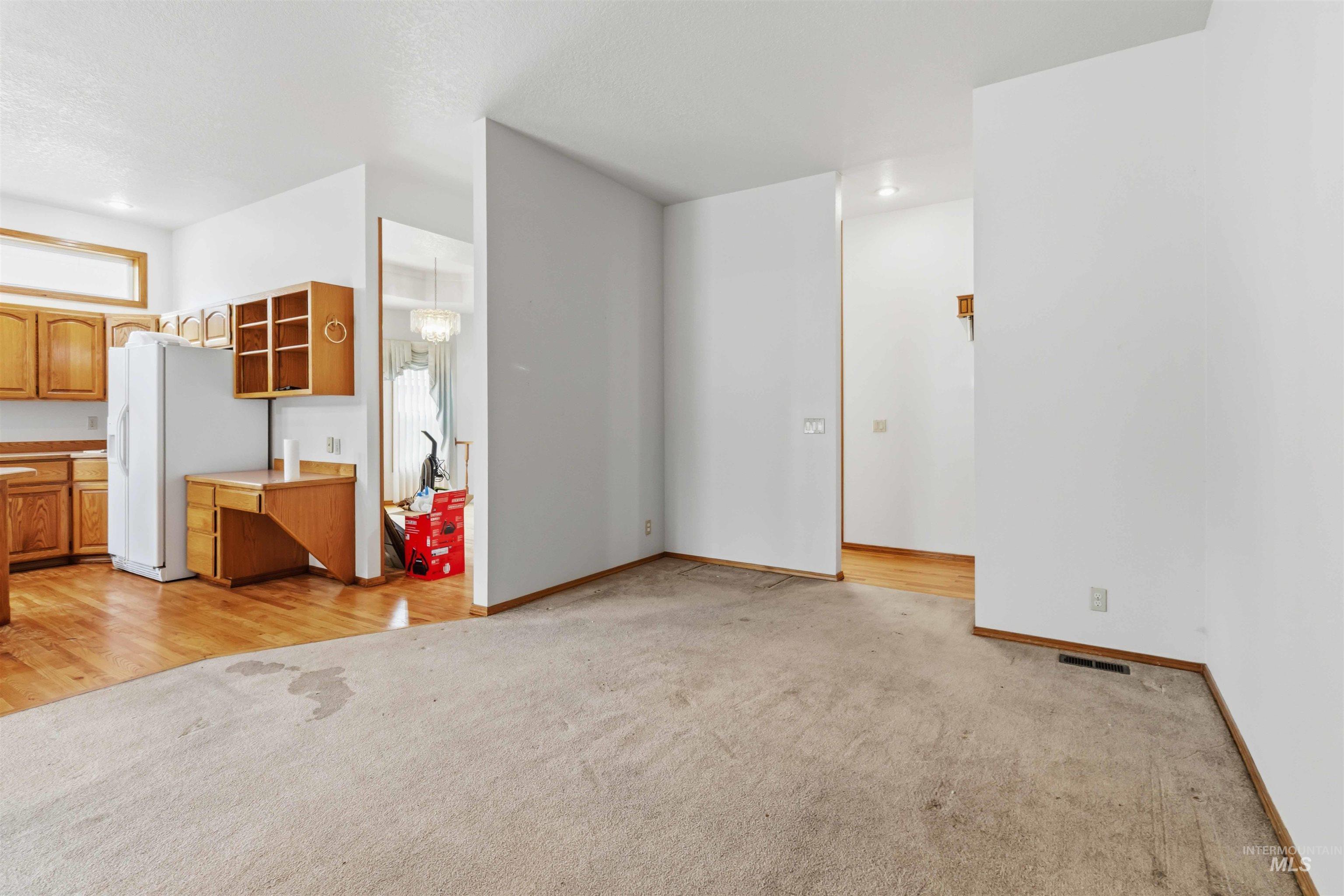 10541 W Rockwood St, Boise, Idaho 83704, 4 Bedrooms, 2 Bathrooms, Residential For Sale, Price $499,900, 98983640